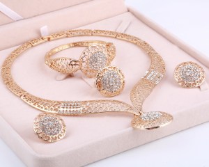 Dubai Gold Jewelry Sets Nigerian Wedding African Beads Crystal Bridal Jewellery Set Rhinestone Ethiopian Jewelry parure