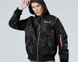 Season spring-autumn, color back, new men's jacket, warm waterproof sports jacket under pressure