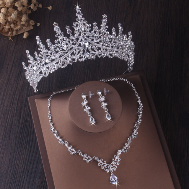 Gorgeous Silver Color Crystal Bridal Jewelry Sets Fashion Tiaras Crown Earrings Choker Necklace Women Wedding Dress Jewelry Set - Image 3